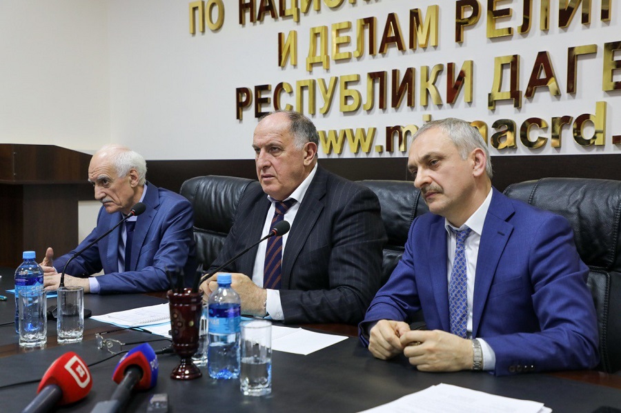 Миннац Дагестана усилит работу с соотечественниками, проживающими в других регионах России